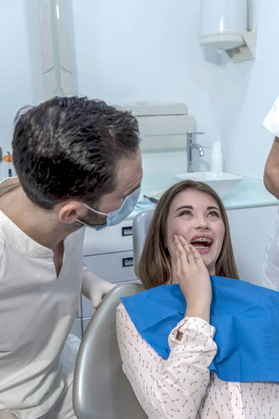Best Urgent Tooth Repair  in Collierville, CA